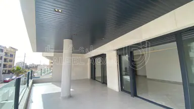 شقة في شقة للبيع في طريق المطار  الحويطي /خلف العالمية - 220,000 دأ - صورة NaN